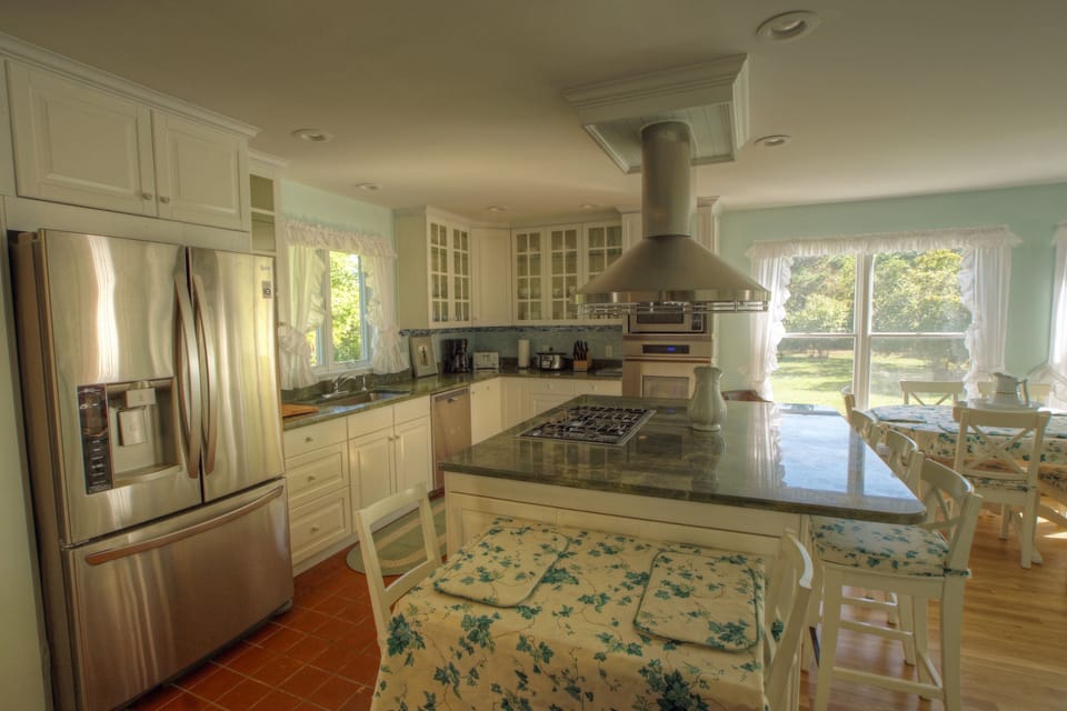 Gourmet Kitchen