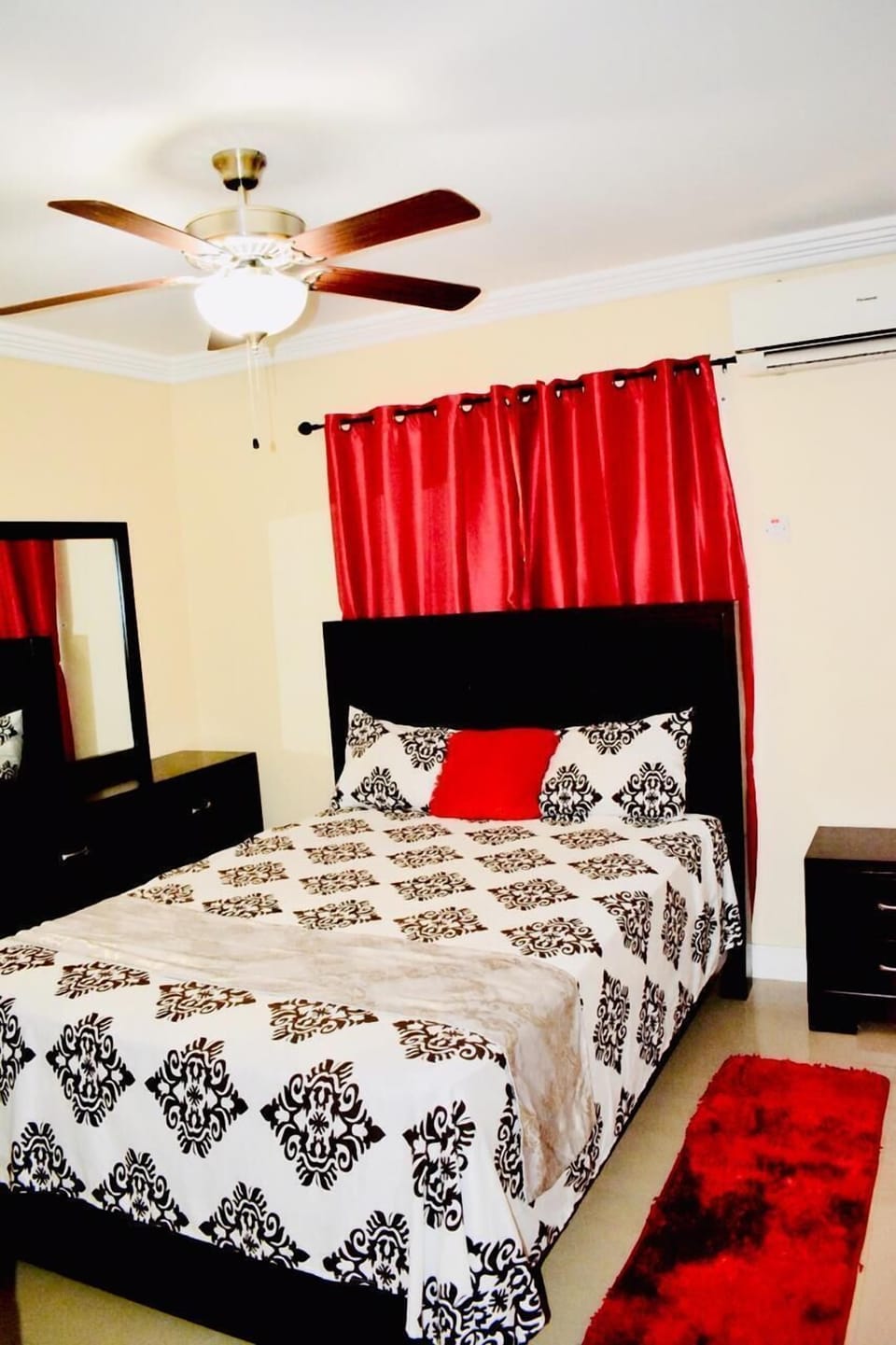 Executive Apartment, 1 Bedroom, Kitchen, Executive Level | 1 bedroom, Egyptian cotton sheets, premium bedding, in-room safe