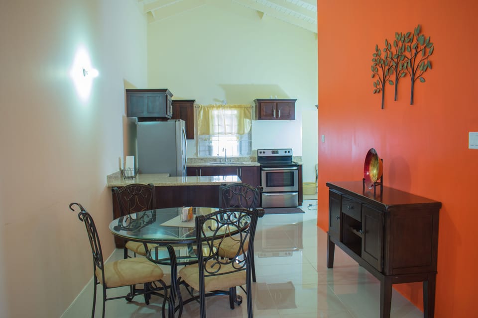 Family Villa, 3 Bedrooms, Ensuite, Courtyard View | In-room dining