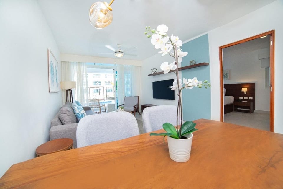Apartment, 2 Bedrooms, Pool View | Living area | Plasma TV