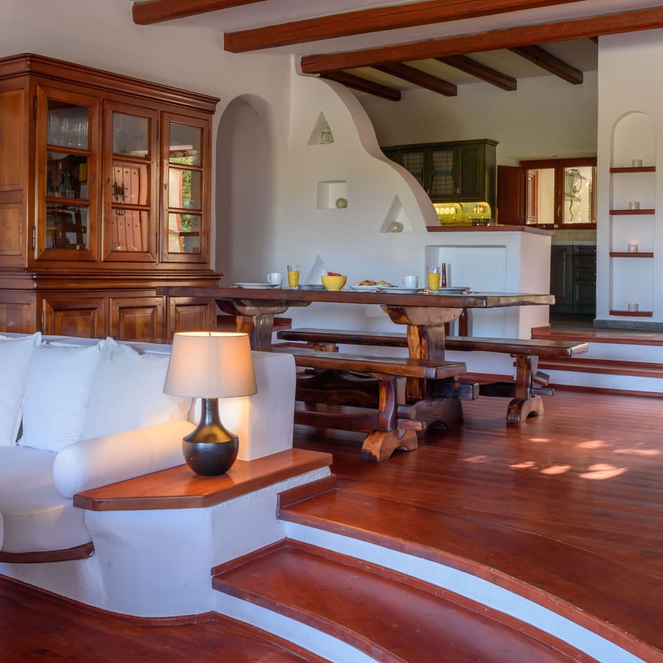 Luxury Villa | Living room | Flat-screen TV