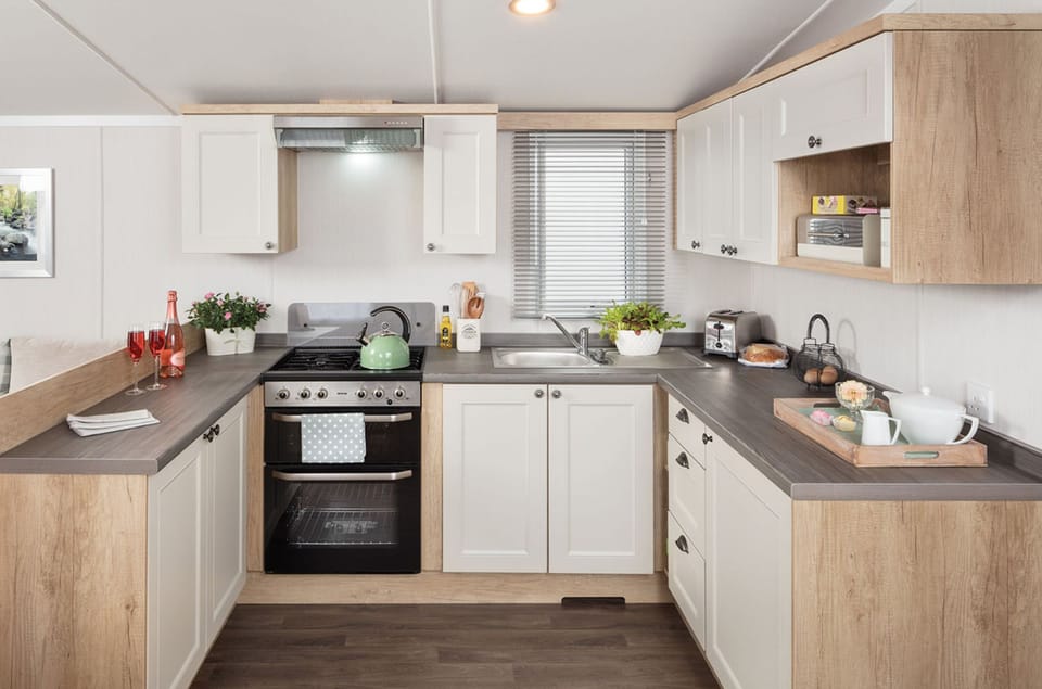 Classic Mobile Home, 3 Bedrooms | Private kitchen | Full-size fridge, microwave, oven, stovetop