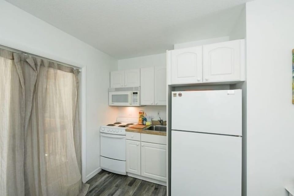 Apartment, 1 Bedroom | Private kitchen