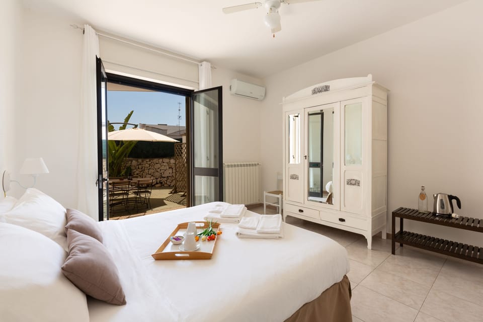 Double Room, Terrace | Free WiFi, bed sheets