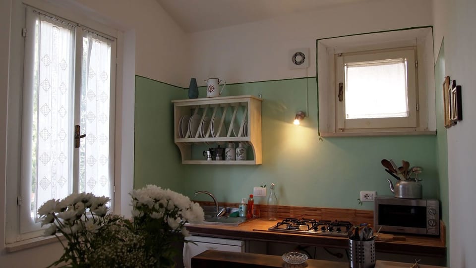 House, 2 Bedrooms, Garden View, Annex Building | Private kitchen | Fridge, espresso maker, coffee/tea maker, electric kettle