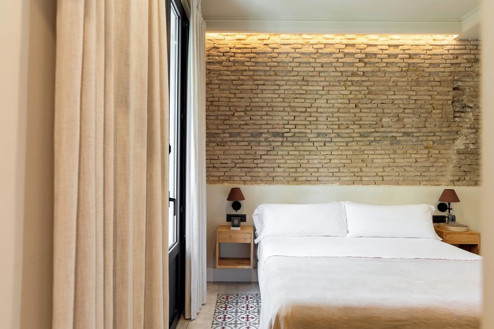 Deluxe Room with Balcony or Patio | Premium bedding, down comforters, pillowtop beds, minibar