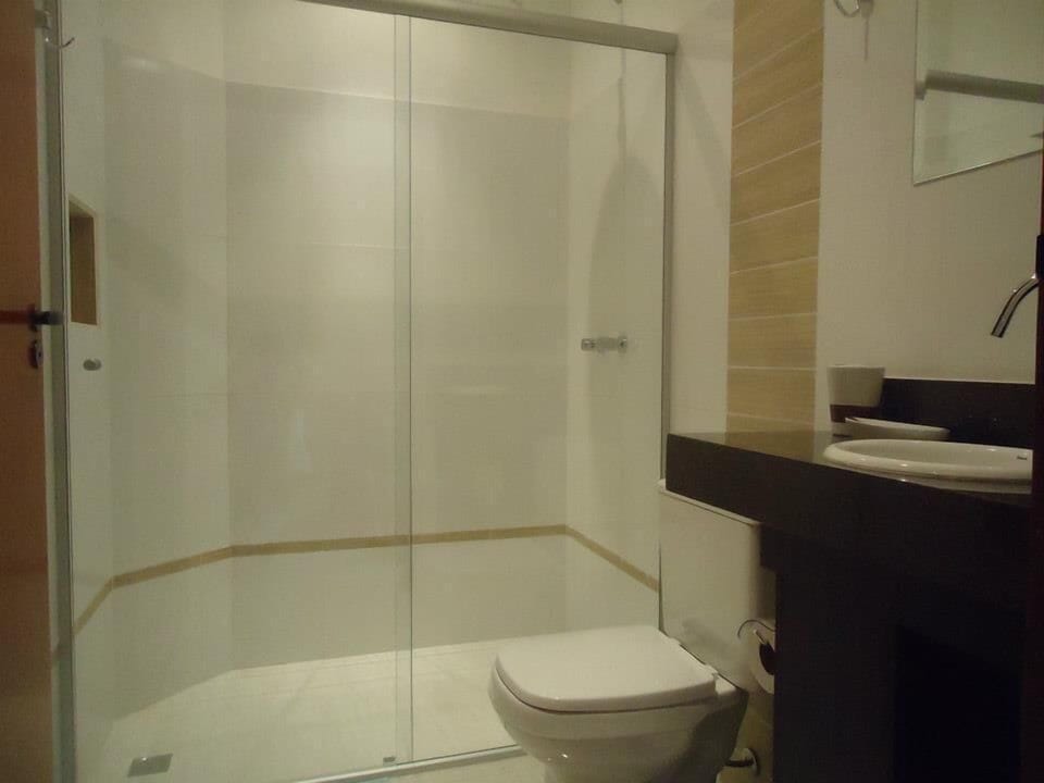 Minibar, desk, iron/ironing board, free WiFi
