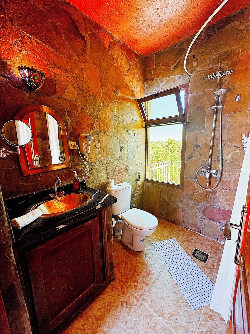 Panoramic Double Room, 1 Queen Bed, Balcony, Garden View | Bathroom | Shower, free toiletries, hair dryer, towels
