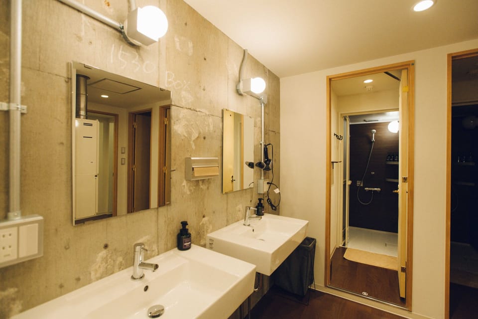 Shower, free toiletries, hair dryer, slippers