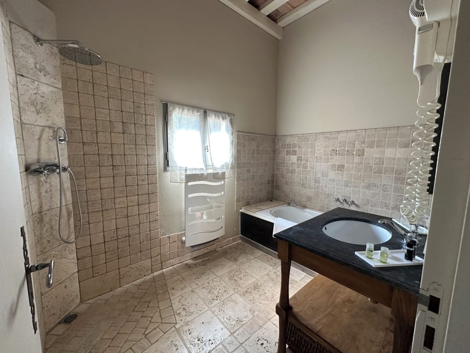 Suite, 1 Bedroom, Terrace | Bathroom | Free toiletries, hair dryer, towels