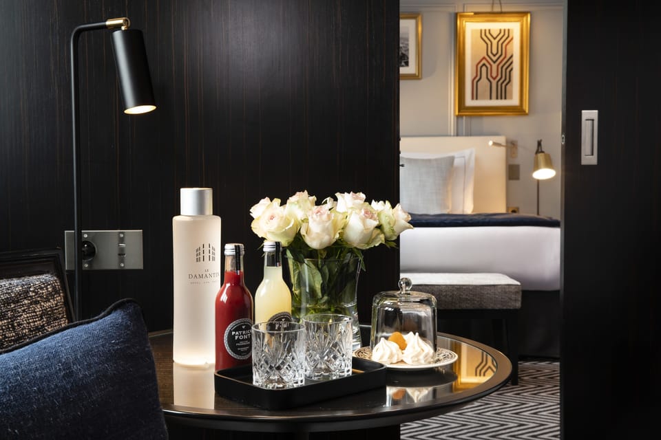Junior suite | Premium bedding, minibar, in-room safe, desk