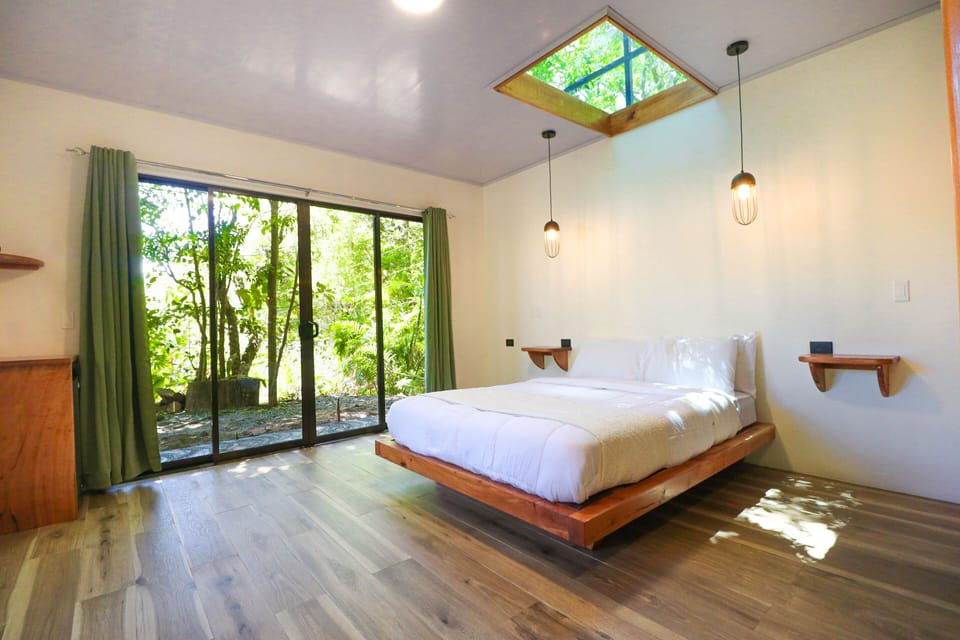 Superior Room, 1 King Bed, Mountain View | Soundproofing, iron/ironing board, free WiFi, wheelchair access
