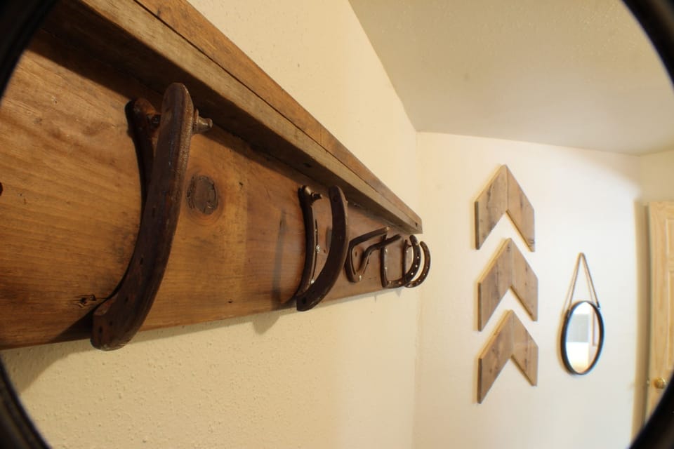 Deluxe Cabin, Kitchenette, Mountainside | Room amenity