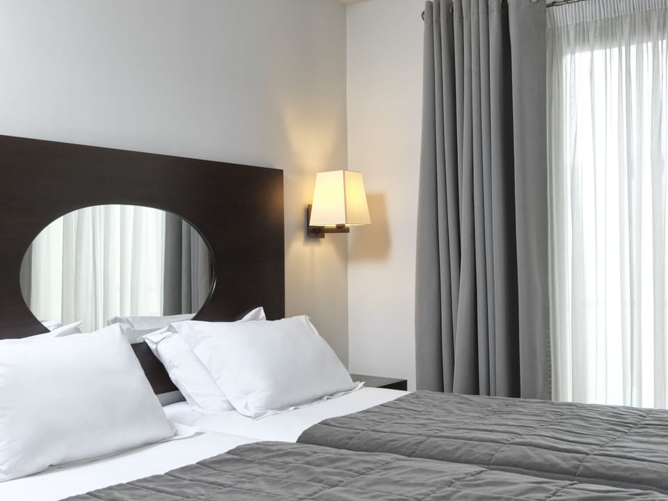 Standard Double or Twin Room | Premium bedding, in-room safe, desk, laptop workspace