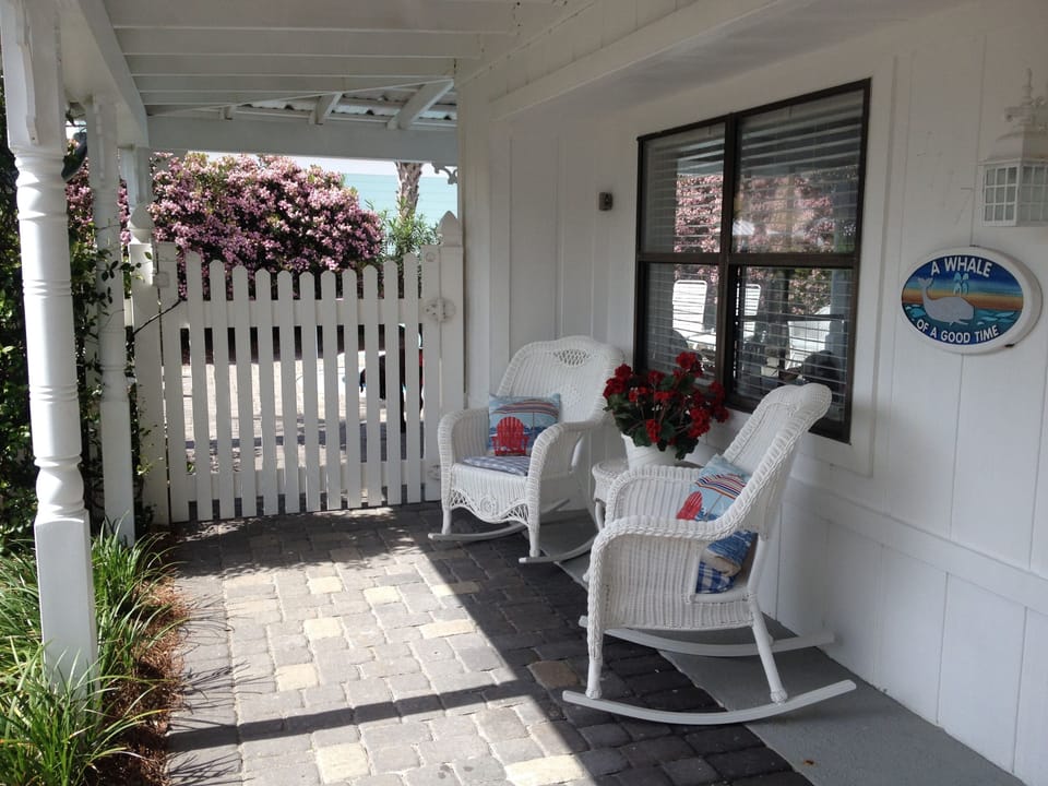 front porch
