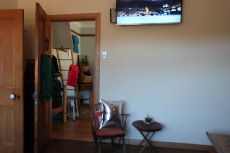 Farmhouse snug with wi-fi, meals and musical interludes.