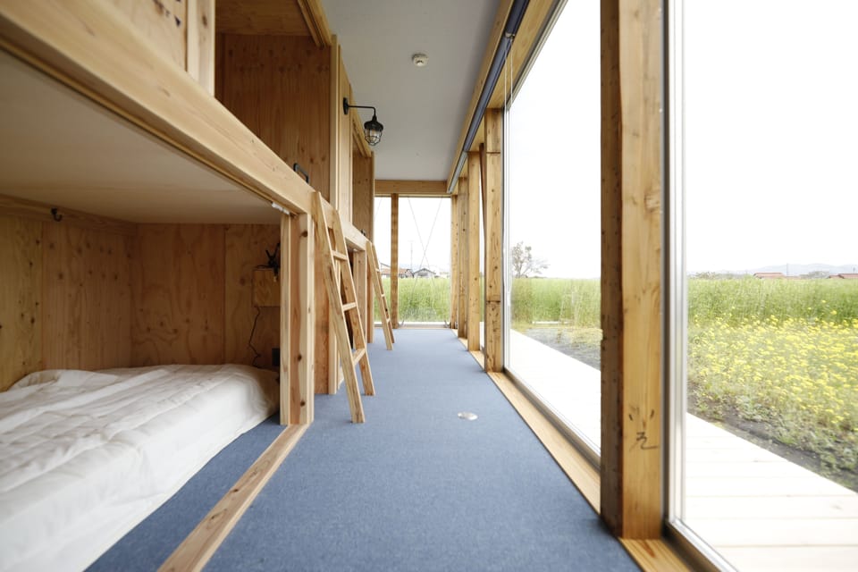 In-room safe, WiFi (free), bed sheets