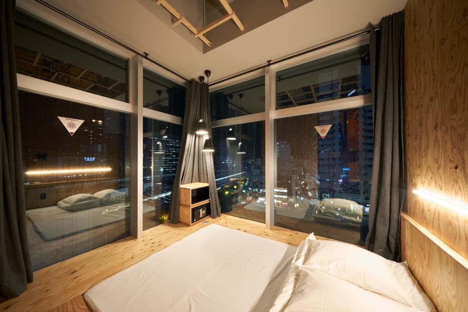 Superior Room | Down comforters, minibar, in-room safe, blackout drapes