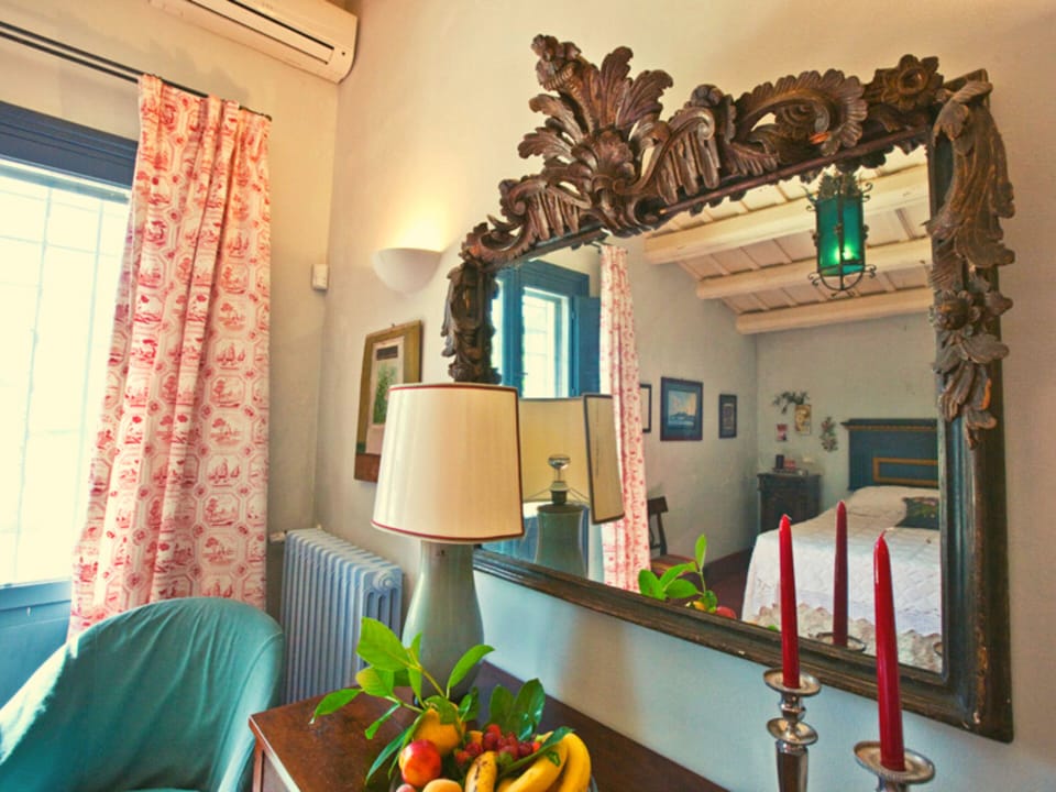 Junior Suite | Premium bedding, minibar, free WiFi, bed sheets