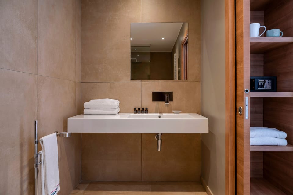 Junior Suite, Sea View (Lovers, Jacuzzi) | Bathroom | Hair dryer, bidet, towels, soap