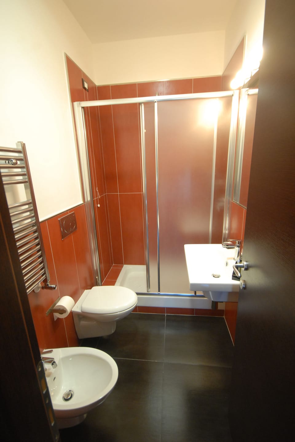 Triple Room | Bathroom | Shower, free toiletries, hair dryer, bathrobes