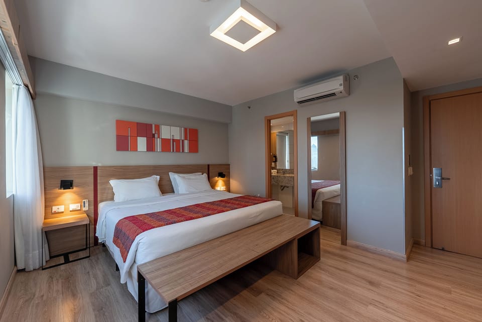 Superior Room | In-room safe, desk, laptop workspace, blackout drapes