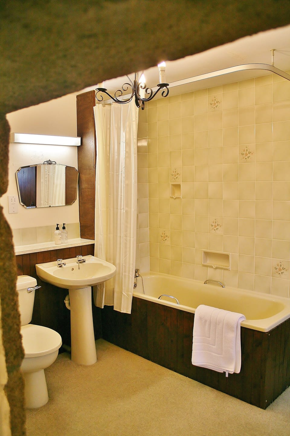 Double Room (4Poster) | WiFi