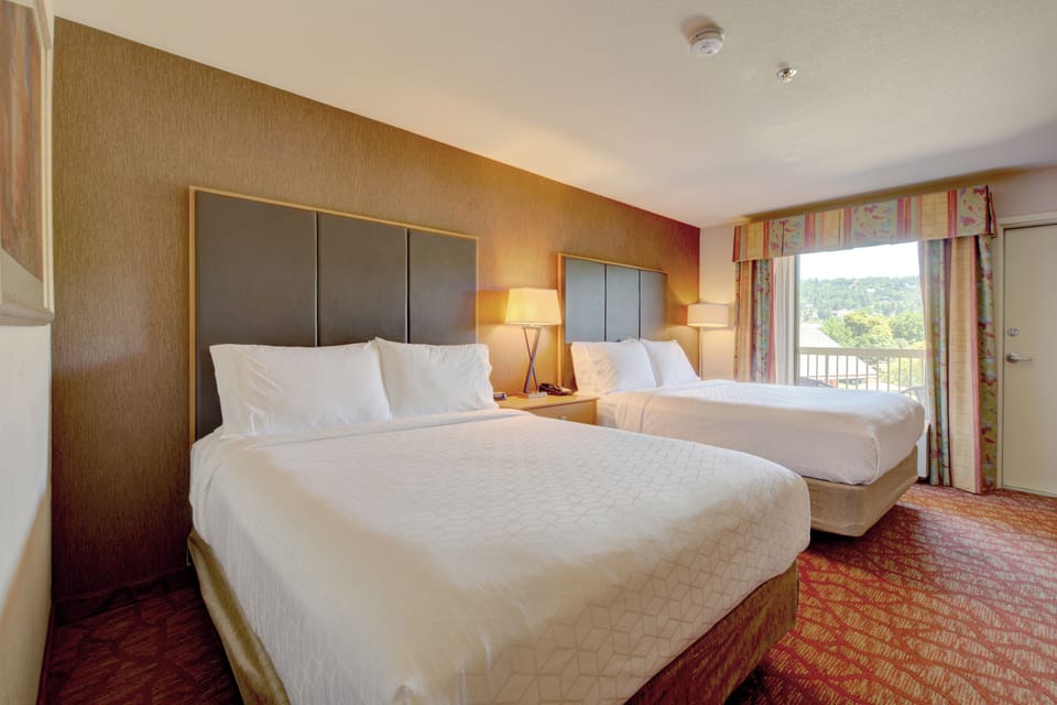 Classic, 2 Queen Beds, Balcony | Desk, iron/ironing board, free WiFi, bed sheets