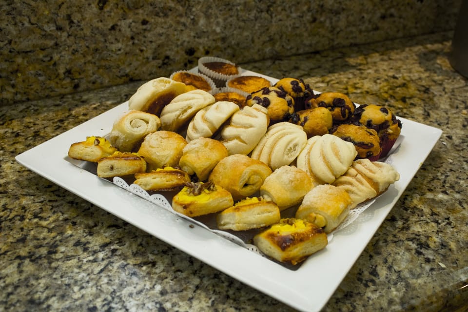 Daily buffet breakfast for a fee