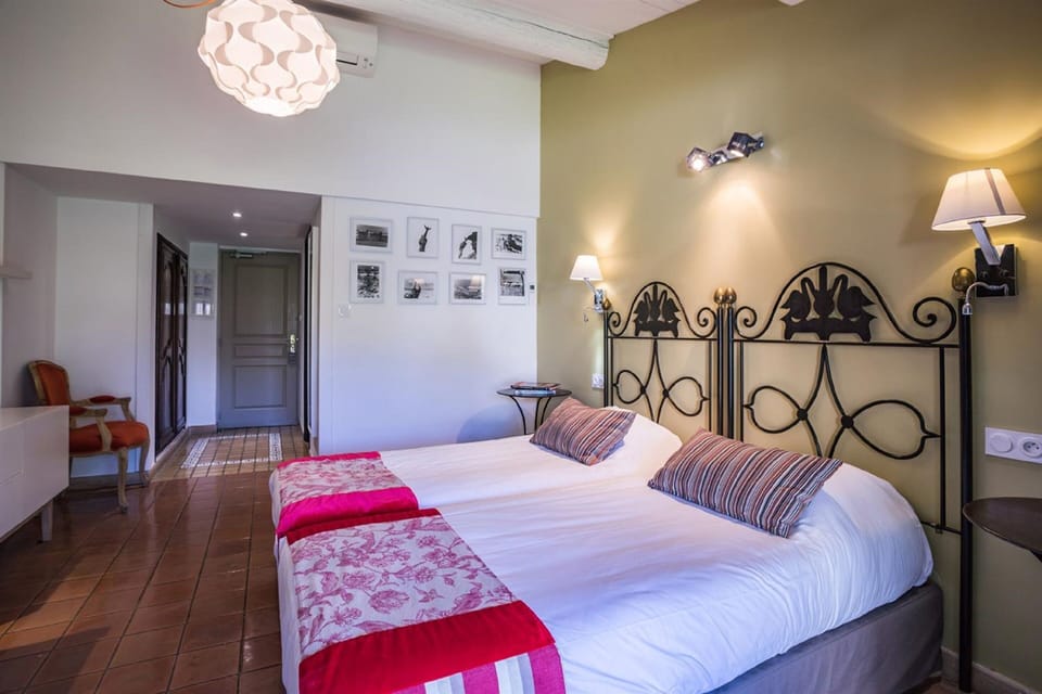 Twin Room | Premium bedding, minibar, in-room safe, individually decorated