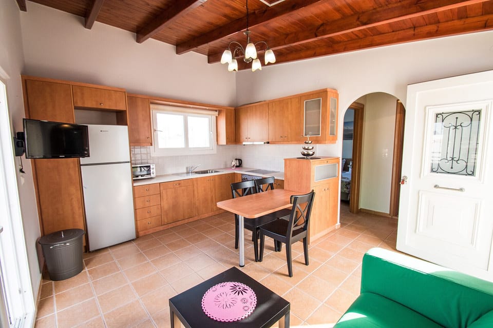Living and dining area