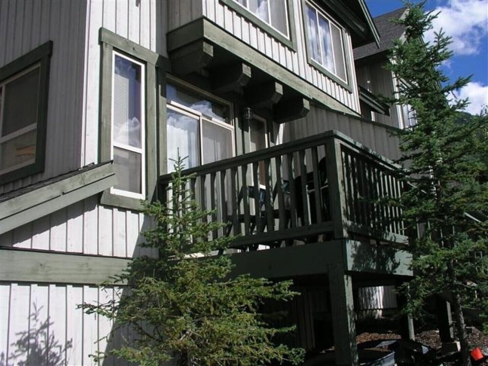 Back Deck with Gate