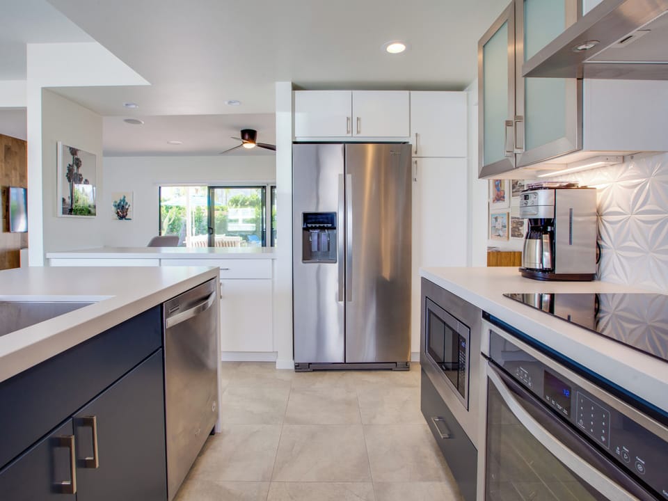 Well equipped kitchen