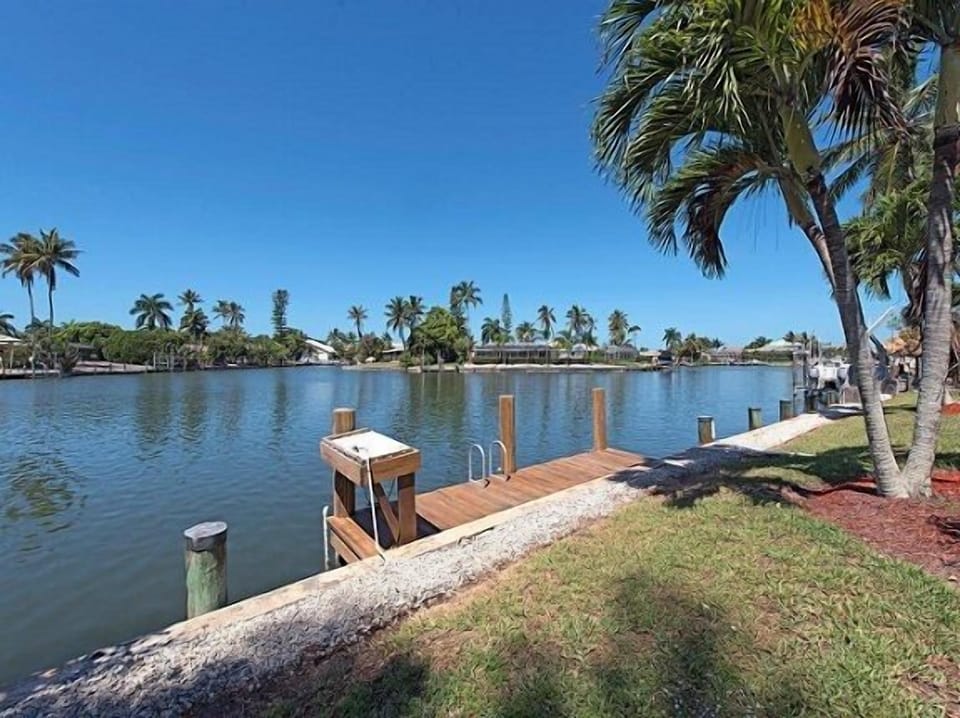 Dock/Water View