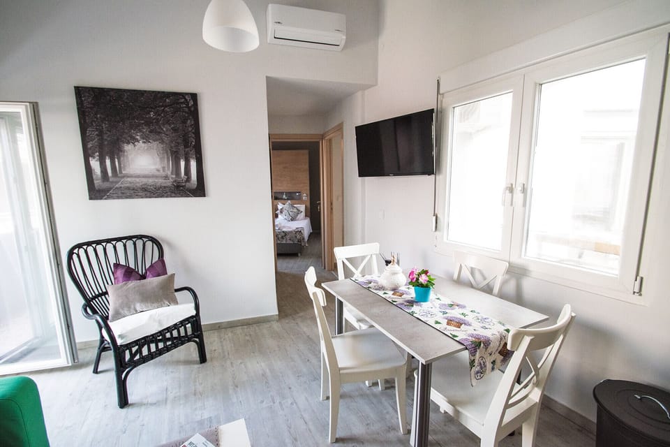 Comfortable dining area