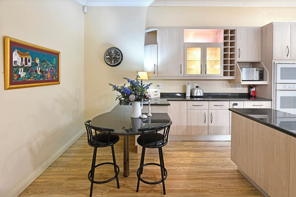 Luxury Villa, 3 Bedrooms, Pool Access, Mountain View | Private kitchen | Full-size fridge, microwave, stovetop, espresso maker