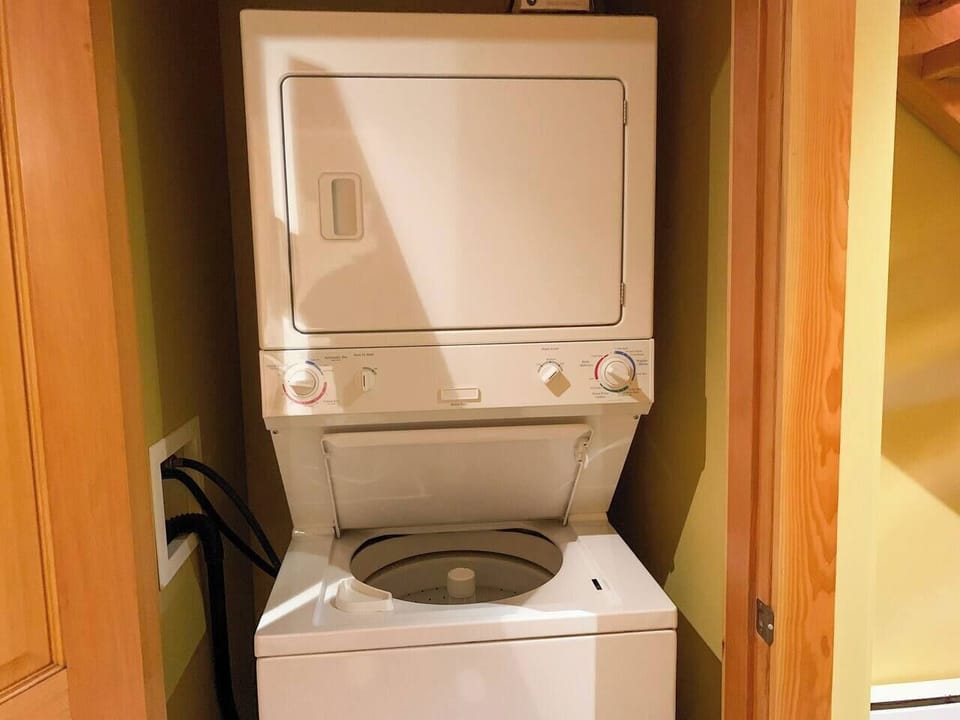 Washer & Dryer