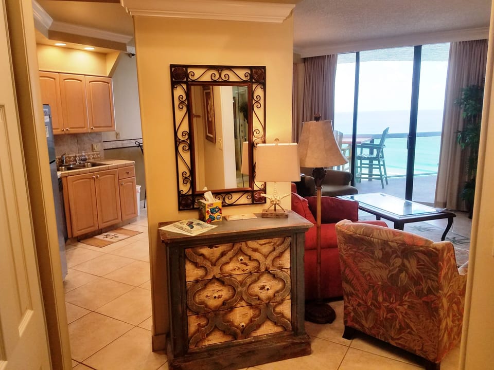 Entrance to Unit 1005 where you will begin a Stress Freen Vacation!