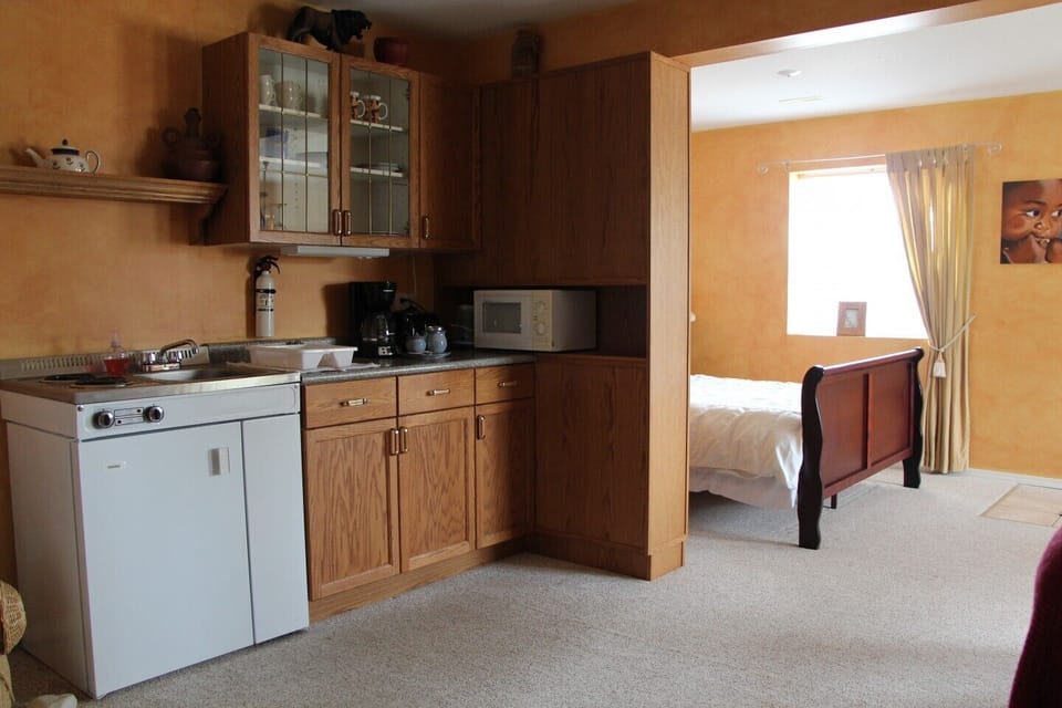Buchannon Suite Kitchennette