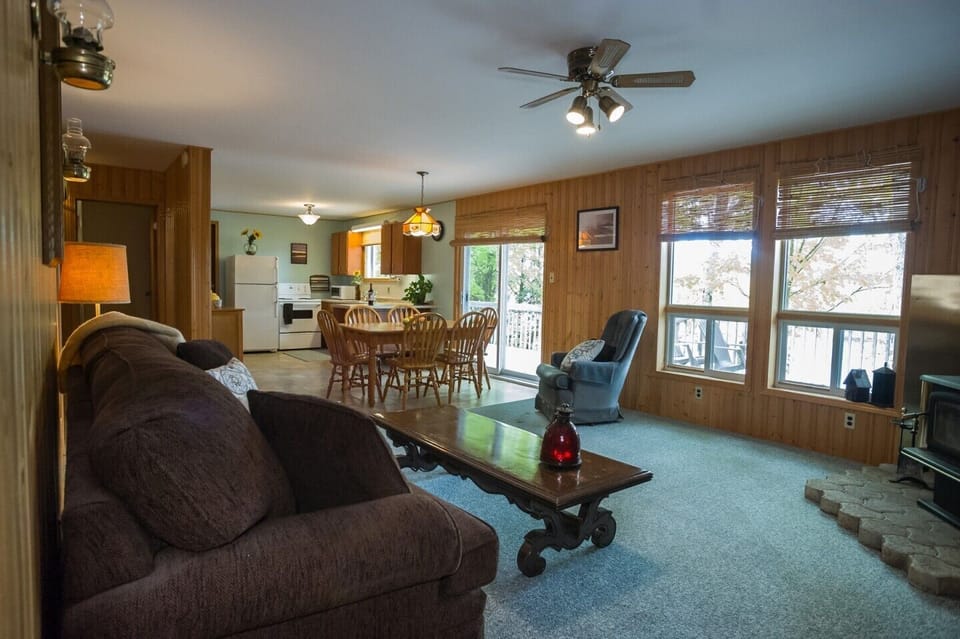 Open Concept Kitchen, Dining & Living Room