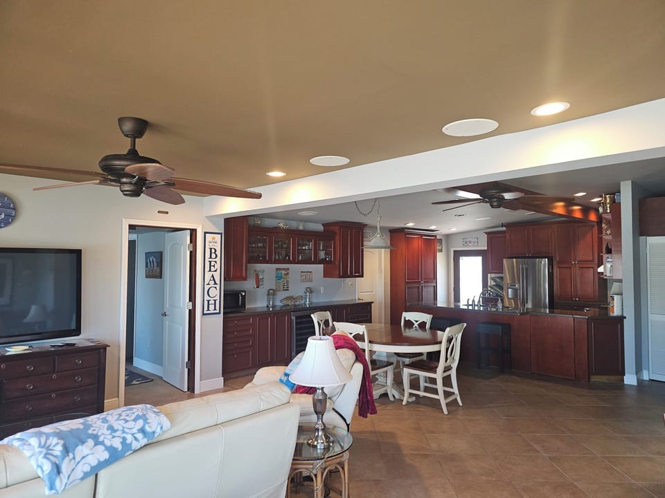 Full open concept with full water views from all rooms!