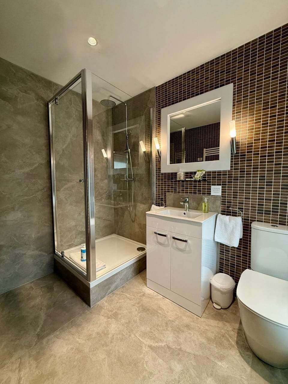 Superior Double Room, Ensuite (Room 9) | Bathroom