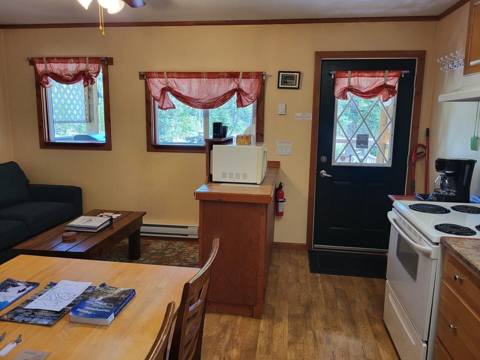 Kitchen/Living Room