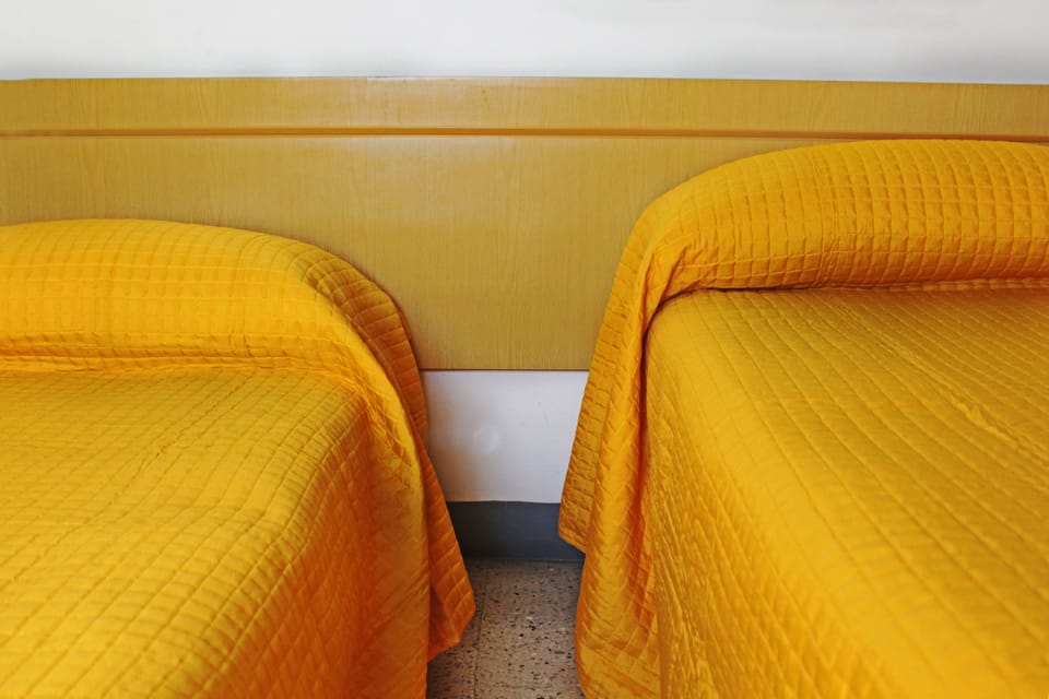 Double or Twin Room | Cribs (surcharge)