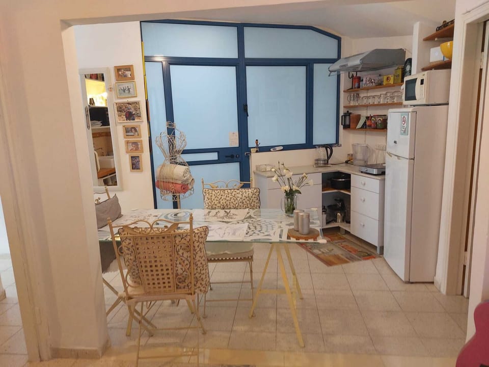 Family Suite, 2 Bedrooms | 1 bedroom, premium bedding, minibar, desk