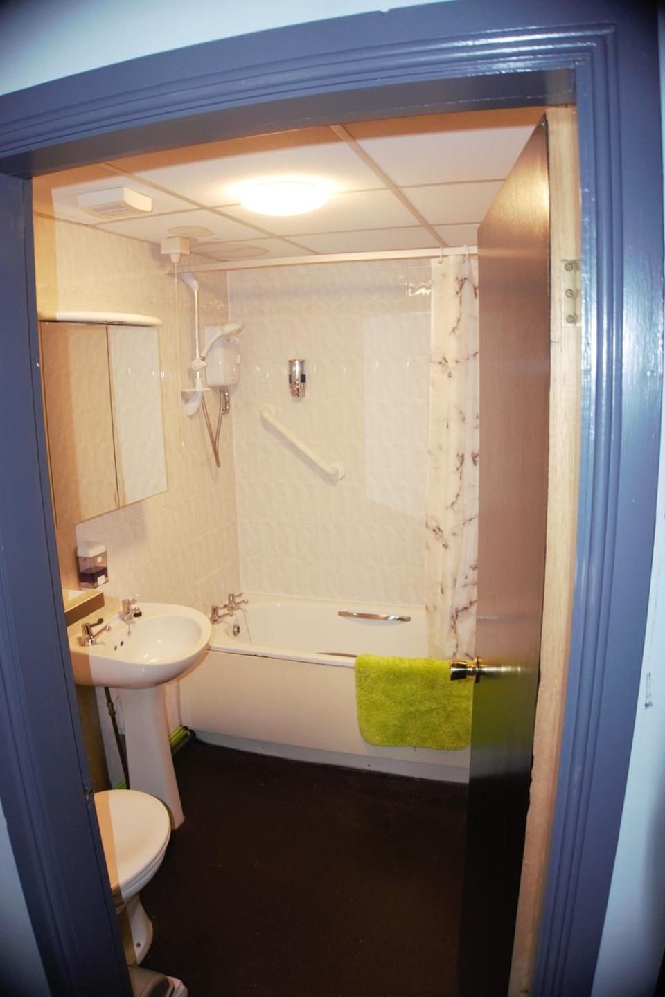 Free toiletries, hair dryer, towels