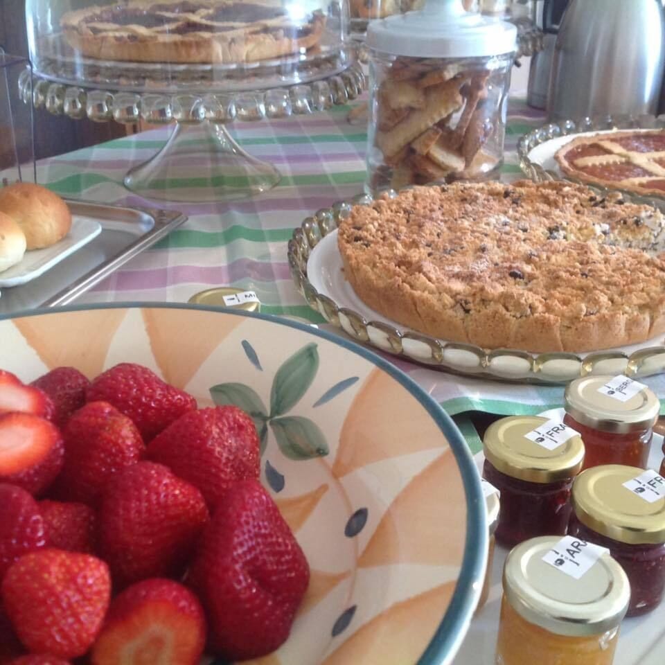 Free daily local cuisine breakfast