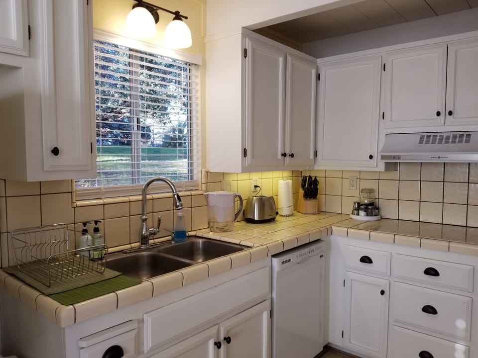 kitchen with all the appliances you expect