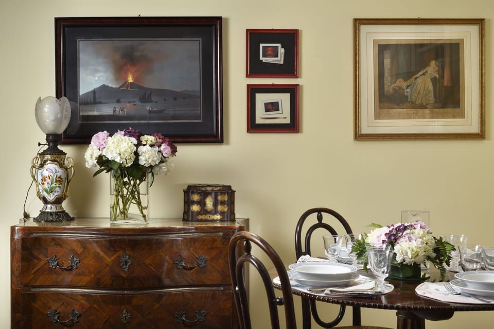 Leaving Room with the dining table