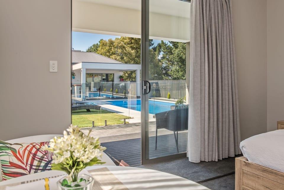 Deluxe Studio Suite, 1 Queen Bed, Pool View (The Lomond) | View from room